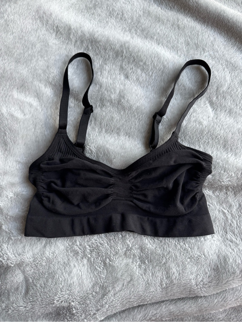 SKIMS NWOT Black Seamless Sculpt Bralette with Adjustable Straps - S/M